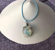 Load image into Gallery viewer, Gold & Green Wrapped Resin Pendent Necklace