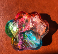 Load image into Gallery viewer, Large Resin Paw-Customizable
