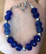 Load image into Gallery viewer, Faceted blue glass and silver bracelet
